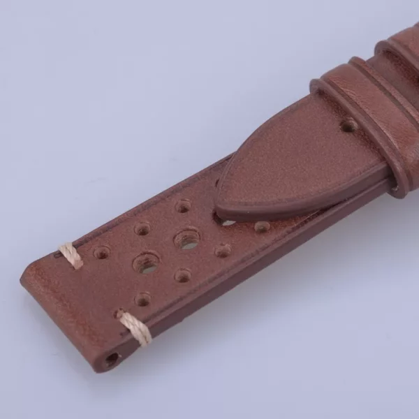 Bracelets de montre en cuir perforé/Rally Style en brun par Watch Straps Canada