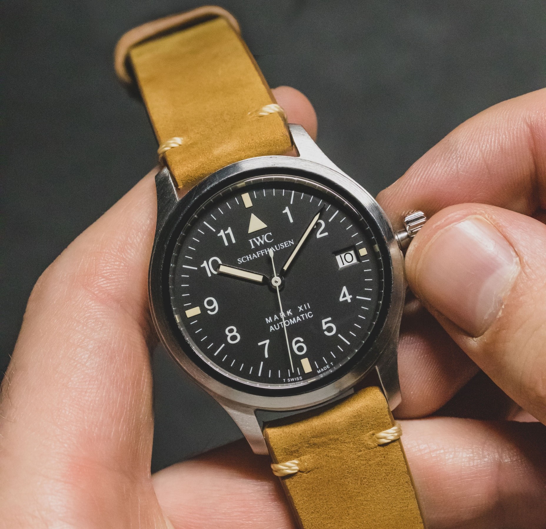 The Role of Watch Straps in Vintage Watches