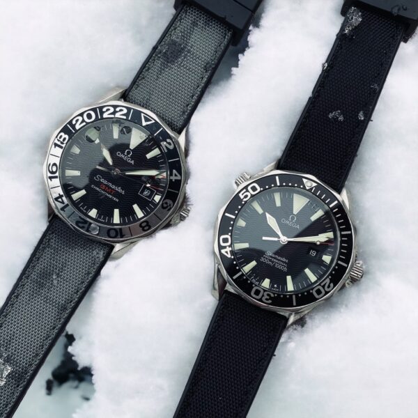 Deux Omega Seamaster montées sur des bracelets en toile de voile WSC de Watch Straps Canada